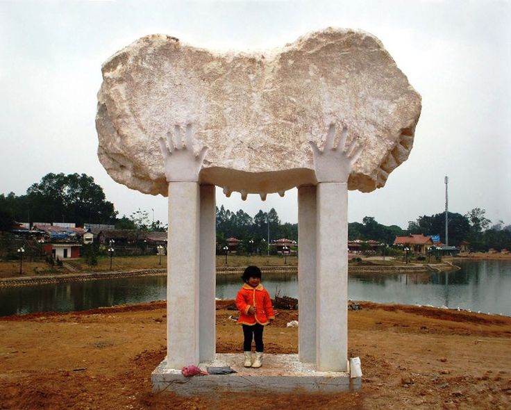"Hold The Sky". 2009. Marble. 330 x 350 x 100 cm. Phu Tho province, Vietnam. 